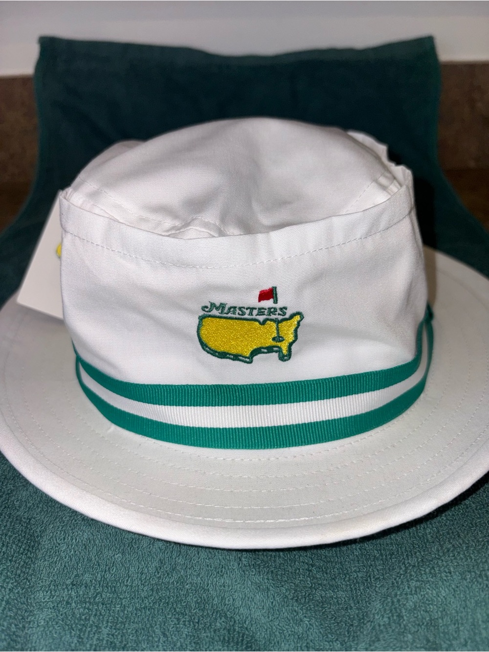 NWT Masters White Bucket Hat with Green Stripe and Logo